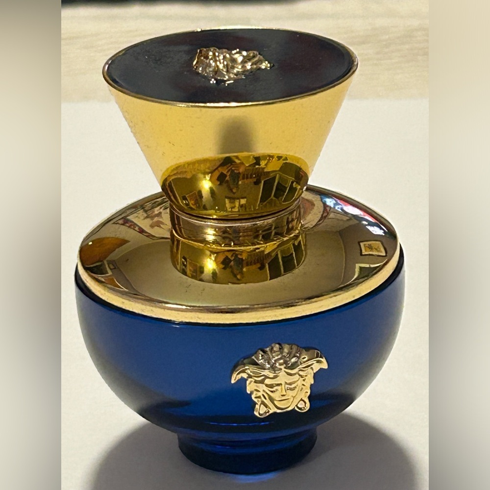 Versace Dylan Blue 50ml / 1.7 fl oz EDP excellent